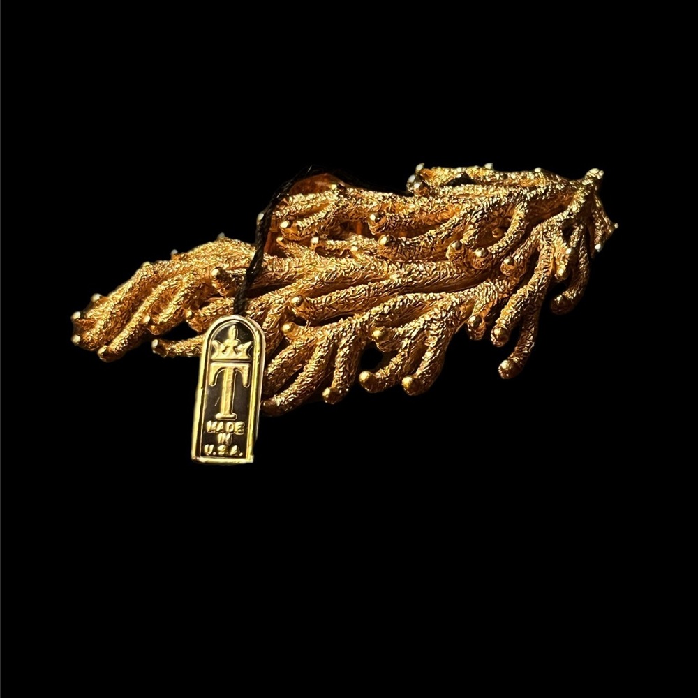 Crown Trifari Coral Reef Brooch